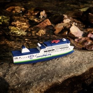 Ship-Shaped USB